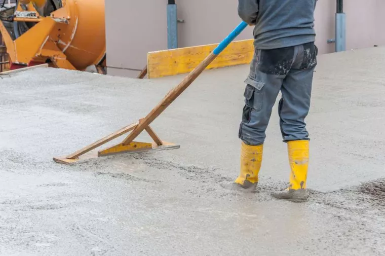 Quel est le temps de séchage du béton pour une dalle de 15 cm ?, Golfe de Saint-Tropez, BMC