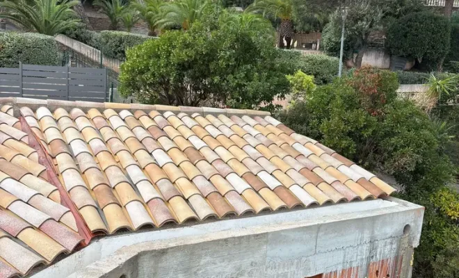 Toiture 5 pans : expertise en maçonnerie au Golfe de Saint-Tropez, Golfe de Saint-Tropez, BMC