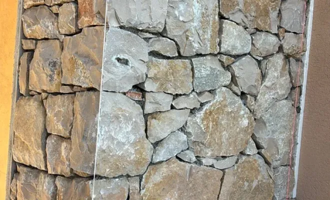 Réalisation d'un mur avec pierres à bâtir avec angles et tableau, Golfe de Saint-Tropez, BMC